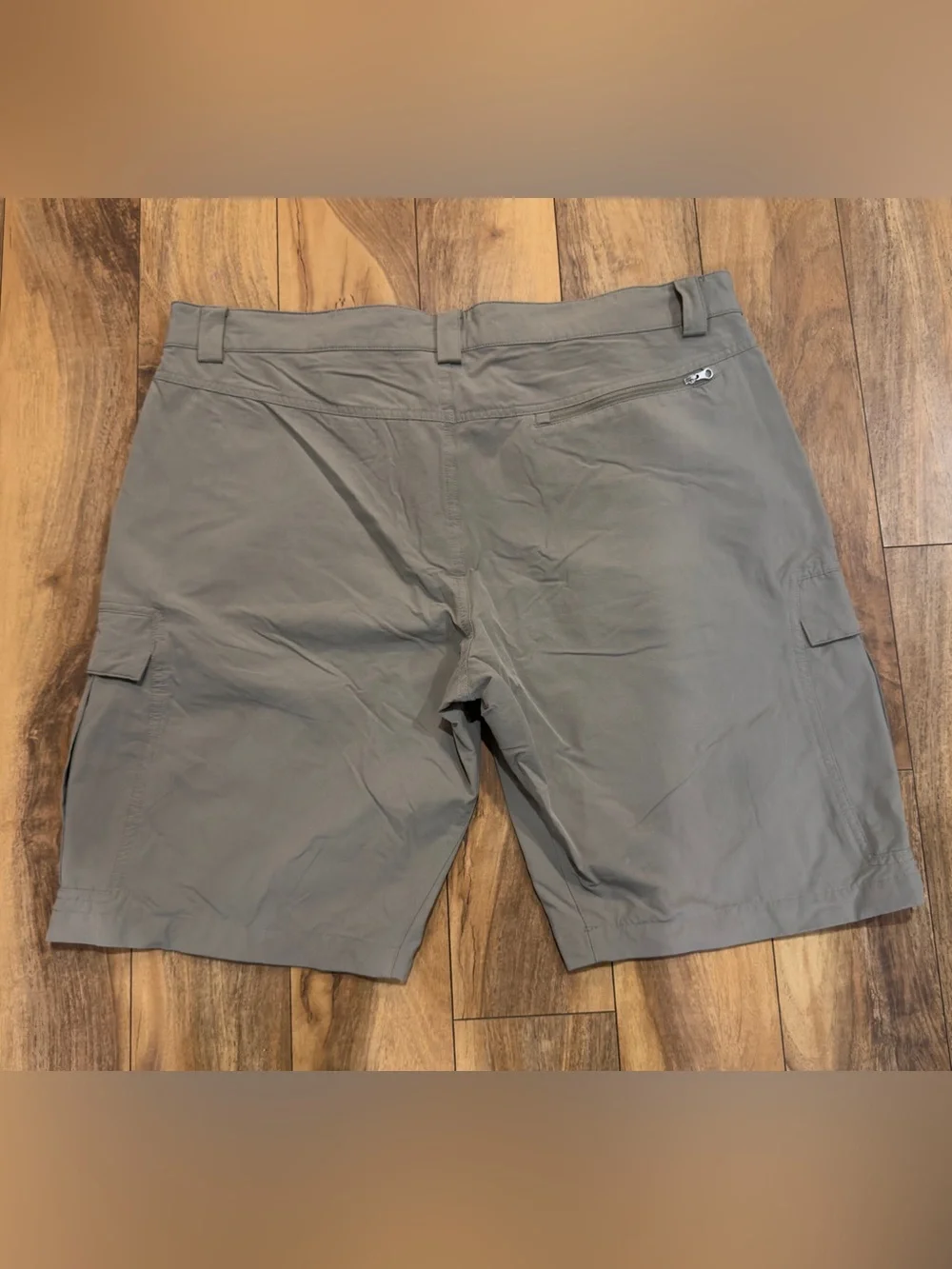 Helly Hansen Men’s Quick Dry 11” Cargo Shorts In Pebble Coastal Sailing Marine